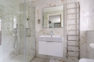 Bedroom Three En-Suite- click for photo gallery